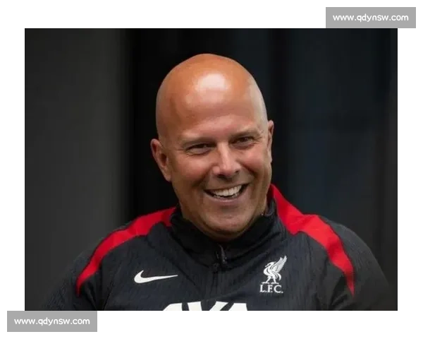 曼联 9 号位争夺战白热化！埃基蒂克成红魔利物浦切尔西三强猎物