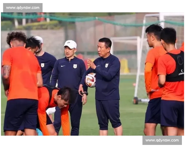 崔康熙还在犹豫？泰山 19 岁铁卫 2 场 4 球，任意球 + 凌空爆射征服专家